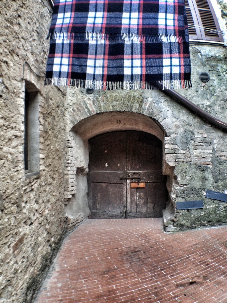 Tuscany, Cruise Port Livorno, San Gimingnano, Italy, Travel in Europe, Tuscan Doors and Windows