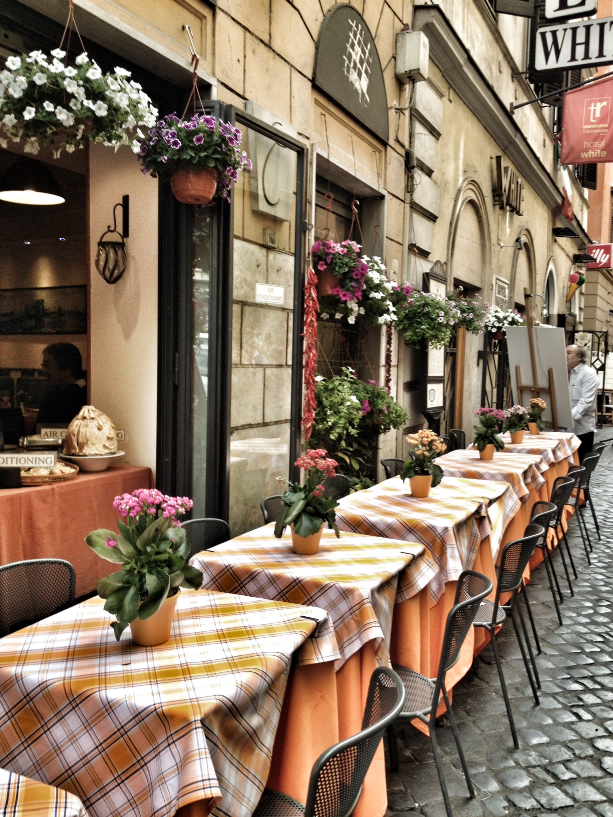 Rome, Italy, Lovely Street Tables, Beautiful Rome